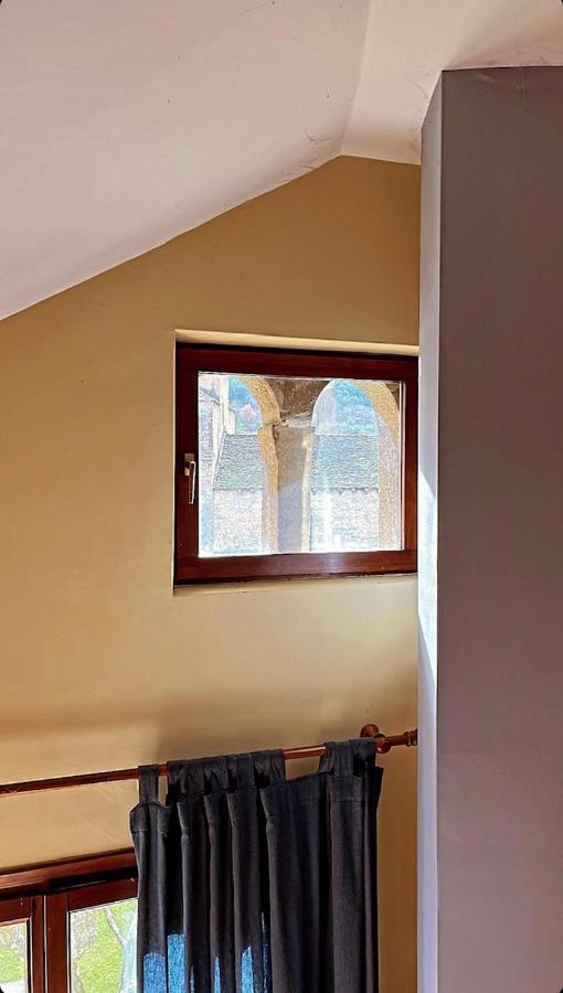 Apartamentos Turisticos San Juan De La Pena Santa Cruz de la Serós Zewnętrze zdjęcie