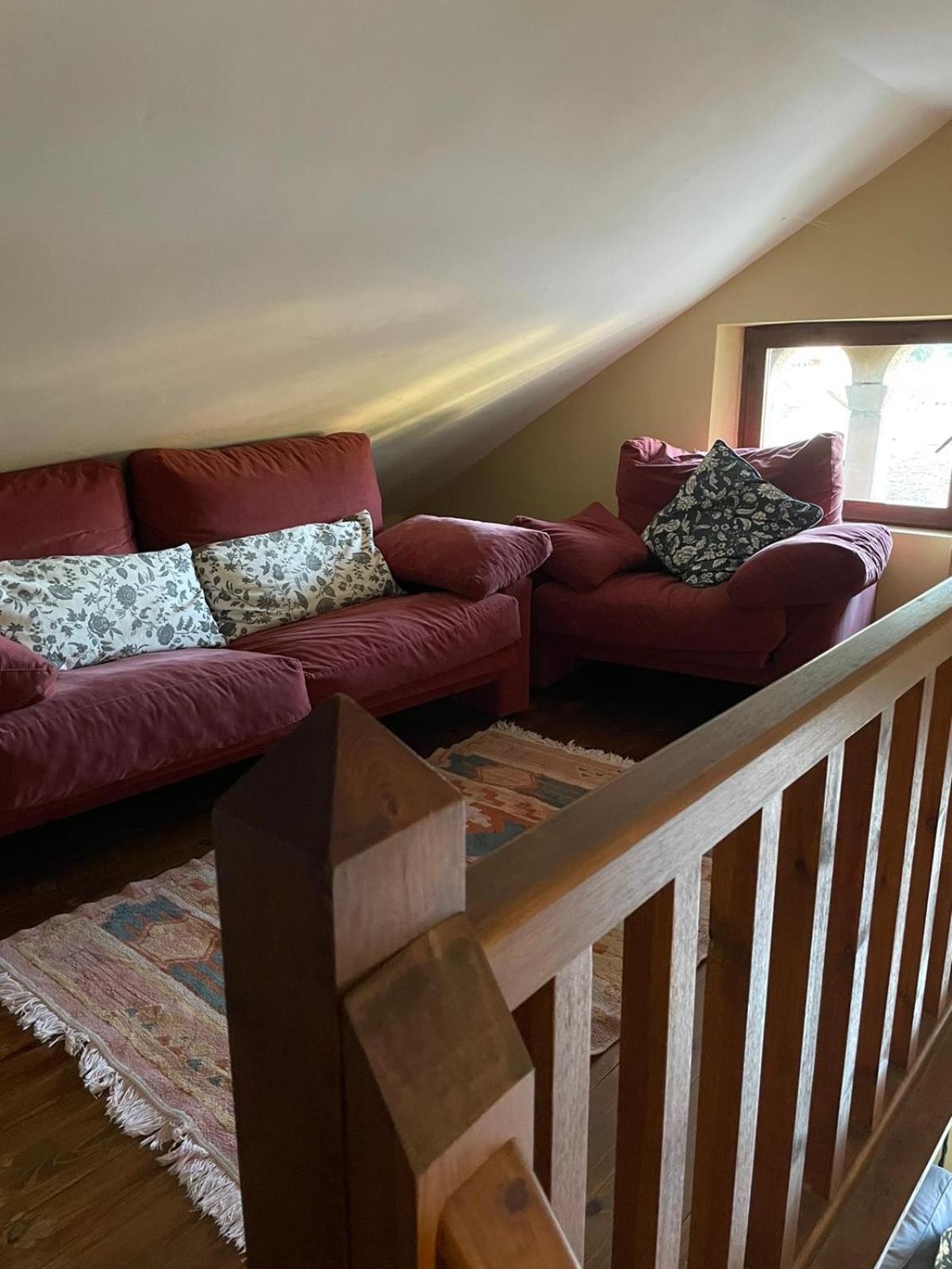 Apartamentos Turisticos San Juan De La Pena Santa Cruz de la Serós Zewnętrze zdjęcie